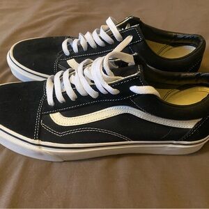 Vans Black and White Classic Men's Sneakers size 10